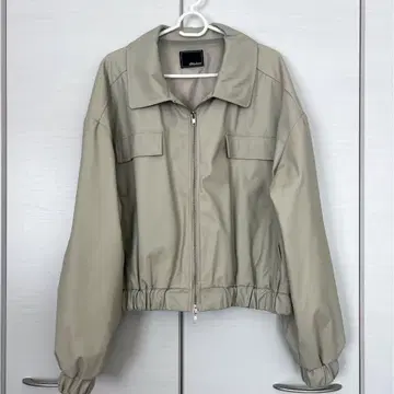 인조 가죽 숏 자켓