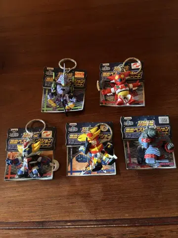 로봇 캐릭터 키링 5개 세트