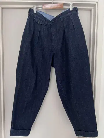 BEAMS PLUS 2 Pleats Tapered Denim SIZE S