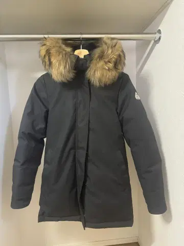 PYRENEX 블랙 다운 자켓 FR 36 JP 38