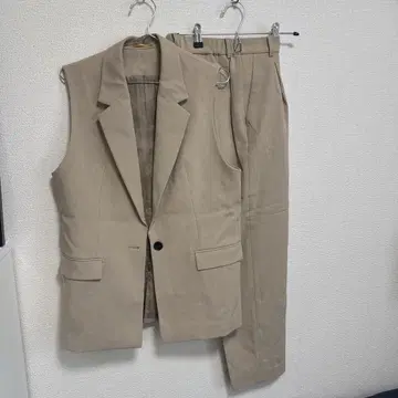 오리히카 베이지 베스트 팬츠 셋업
