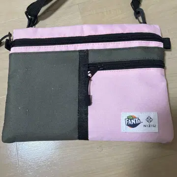 NiziU 사코슈 미이히 핑크 판타 코카콜라