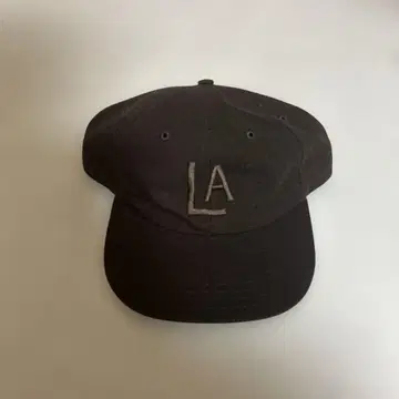 LA 자수 블랙 야구 모자