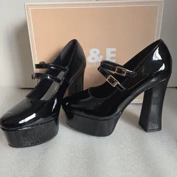 R&E 블랙 더블 스트랩 하이힐