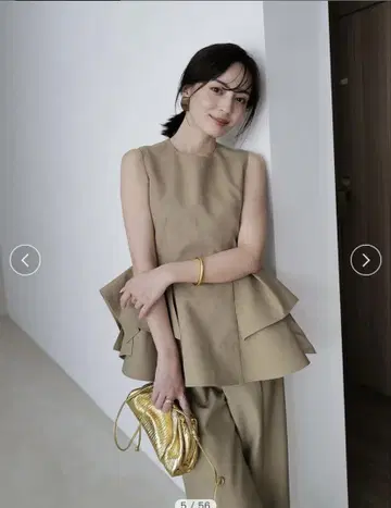 아뉴앙스 anuans 오브제 플레어 상의 BEIGE 완판템