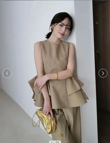 아뉴앙스 anuans 오브제 플레어 상의 BEIGE 완판템