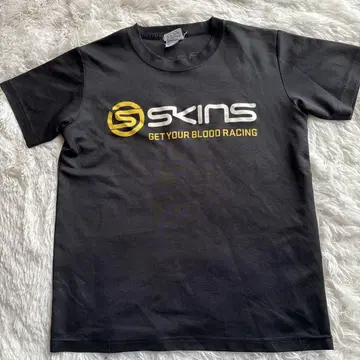 SKINS T셔츠 블랙 GET YOUR BLOOD RACING S사이즈