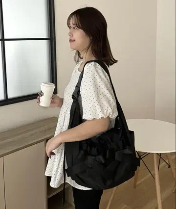 [ SAPON ] 발수 리본 나일론 숄더백 / 택 포함 새상품