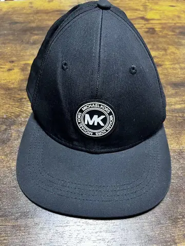 마이클코어스 MICHAEL KORS 캡