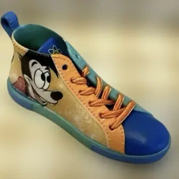 디즈니 스토어 Disney Lacers 록산느 맥스