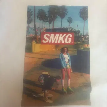 SMKG 포토 프린트 크루넥 트레이닝복