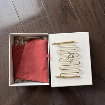 sykia 시키아 Wave Hair Wire Pin 골드