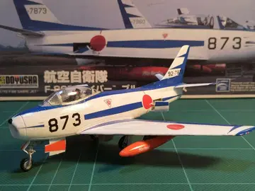 도유샤 1/72 F86 블루 임펄스 완성품 (정크)