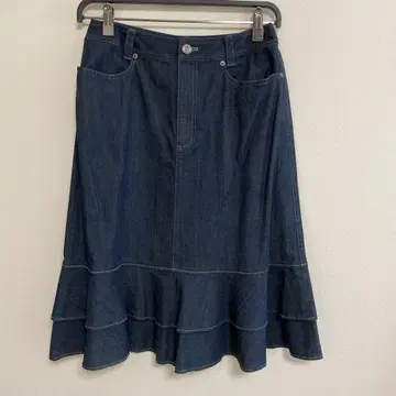레리안 미사용 새상품 데님 밑단 프릴 디자인 스커트