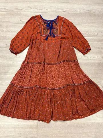 티티카카 인도산 에스닉 롱 원피스 7부 소매 꽃무늬 자수 민족