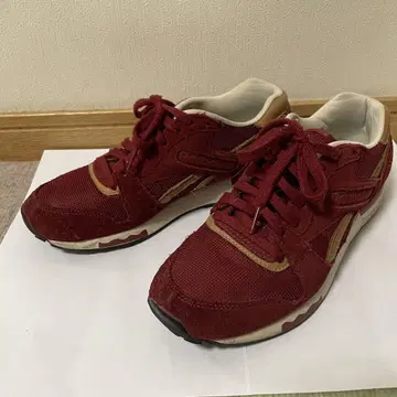 Reebok 스니커즈 빨간색 6.5 24.5cm