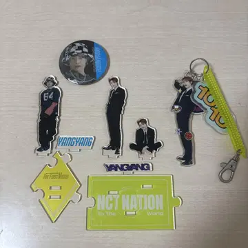 WayV 양양 아크릴 스탠드 세트