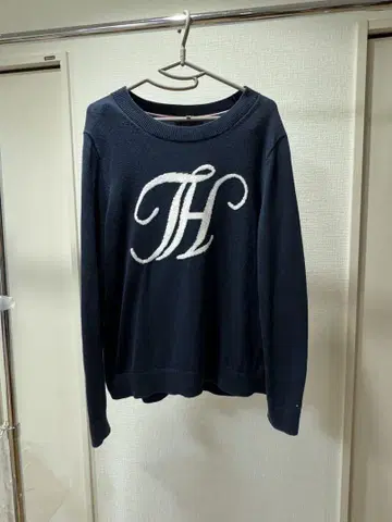TOMMY HILFIGER 네이비 로고 스웨터 M