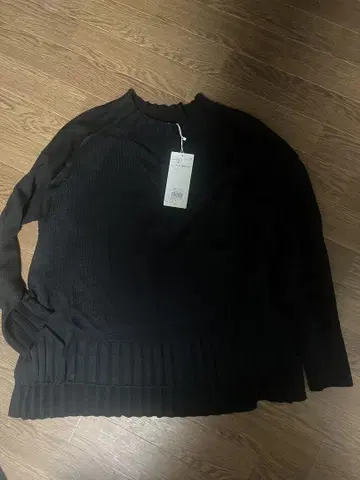 AZUL BY MOUSSY 블랙 긴팔 니트