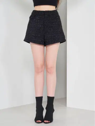 다리치 썸머 트위드 컴팩트 숏팬츠