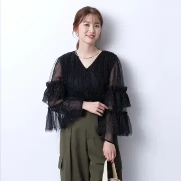 미사용 새상품 택 포함 저스길리티 프릴 튤 블라우스