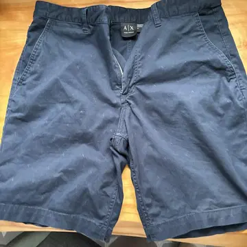 Armani Exchange 네이비 숏팬츠 34