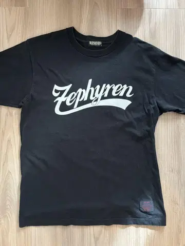 Zephyren 블랙 T셔츠