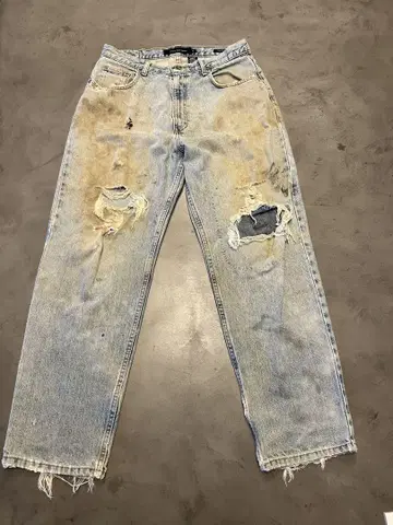 Calvin Klein Jeans 데미지 데님 34 EASY FIT