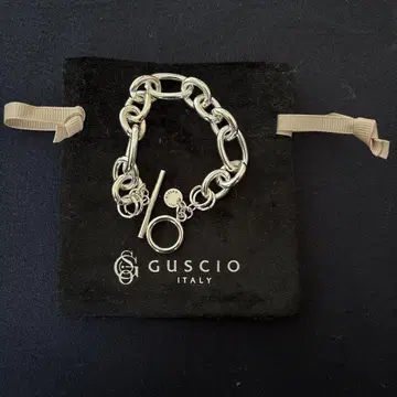 GUSCIO 실버 체인 팔찌