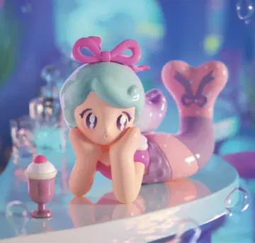 aamy 피규어 칠 온 더 비치