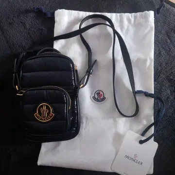 MONCLER 블랙 숄더백