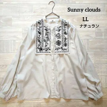 써니클라우드 나비가 머무는 자수 블라우스 LL 나츄란