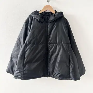 2024AW 미즈이로 인드 후드 부착 다운 자켓 블랙