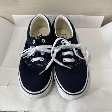 Vans 네이비 로우컷 스니커즈