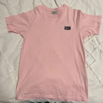 오니츠카타이거 핑크 T셔츠