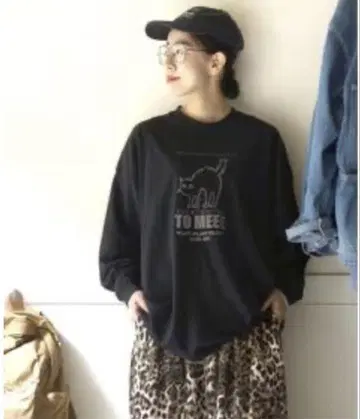 저널 스탠다드 럭스 프린트 T