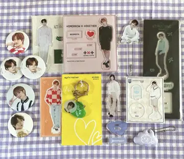 TXT 범규 아크릴 스탠드 캔뱃지 키링 묶음 판매 ~9/30 한정 가격