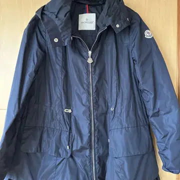 MONCLER 네이비 후드 부착 자켓