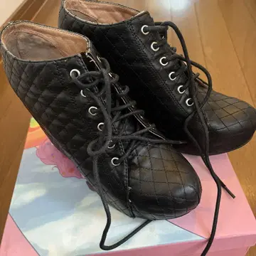 퀼팅 PU 블랙 부티 38