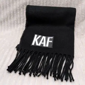 카후 로고 타이포 머플러 머플러 개봉 완료품입니다 카미츠바키