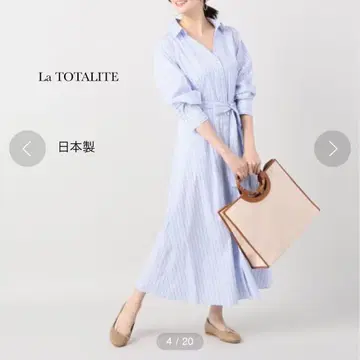 La TOTALITE 스트라이프 허리 택킹 원피스