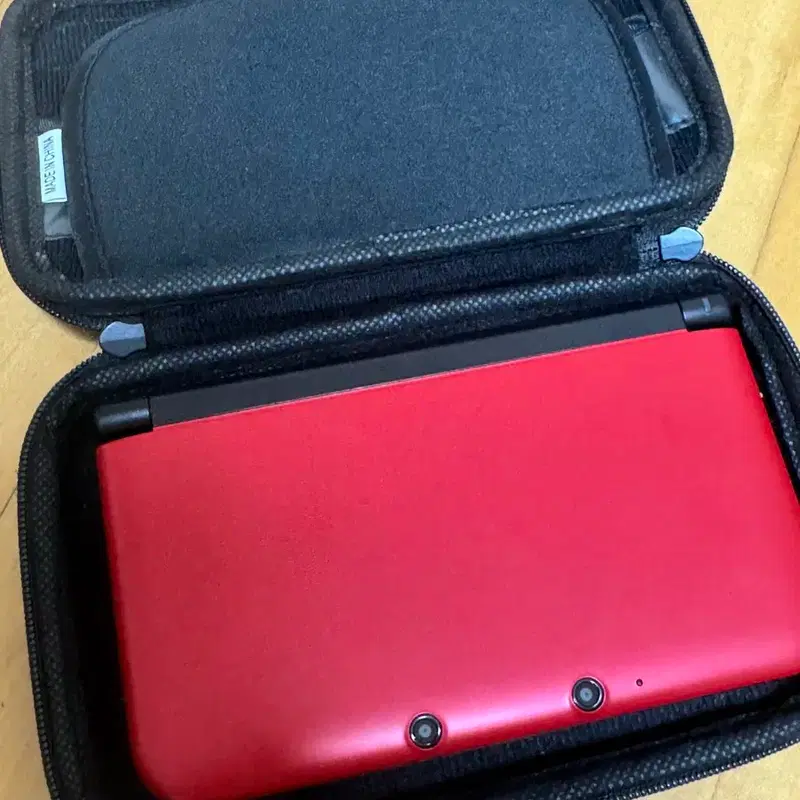 닌텐도 3DS XL 레드 + 게임 3개