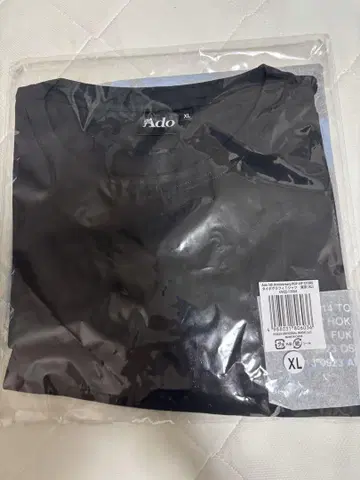 Ado 타이포그래피 T셔츠 도쿄 XL 미개봉 새상품