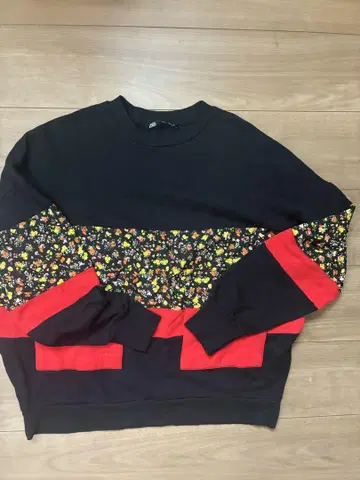 ZARA 이소재 트레이닝복