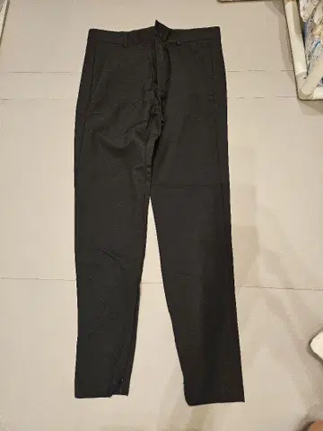 블랙 슬랙스 지퍼 포함