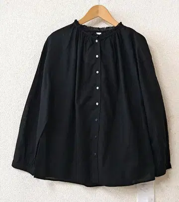 SO 프릴 칼라 개더 블라우스 블랙