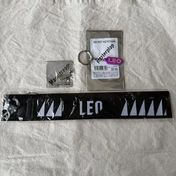 BE:FIRST LEO 빅 핸드 스트랩 키체인 참 세트