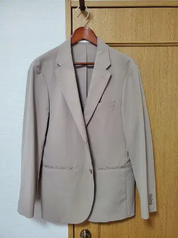 감동 자켓 감동 팬츠 베이지 비즈니스 셋업