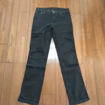 블랙 데님 스트레이트 팬츠