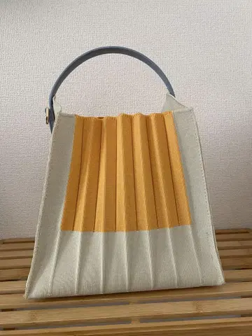 ZARA 자라 패브릭 플리츠 버킷백
